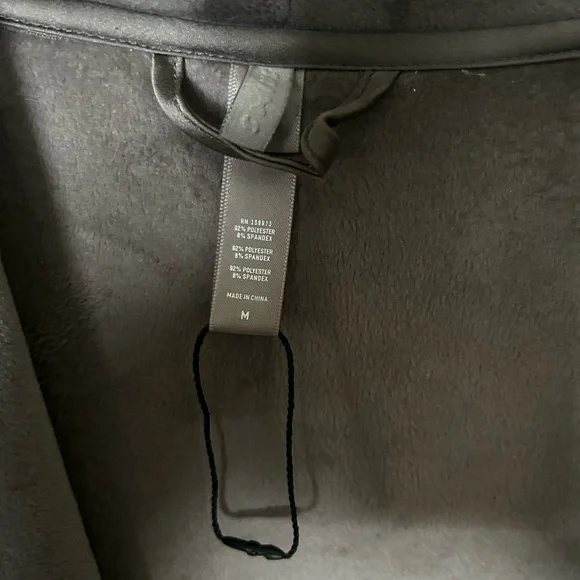 COPY - SKIMS Women's Robe - Picture 2 of 4